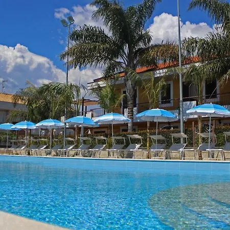 Le Della Contea -vacation 4* Mascali
