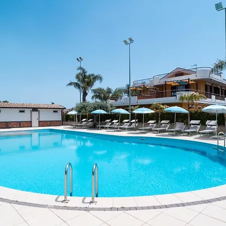 Le Della Contea -vacation 4* Mascali