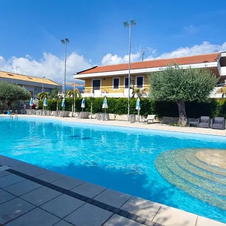 Aparthotel Le Della Contea -vacation Mascali